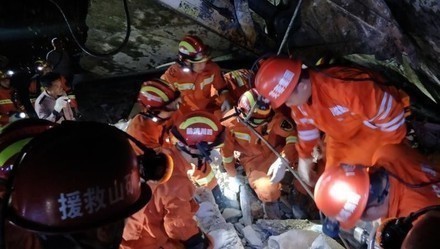 液體硅膠廠家心系地震災(zāi)區(qū)，祈禱平安